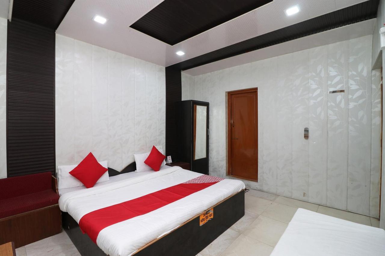Hotel Neelam Raj Найнітал Екстер'єр фото
